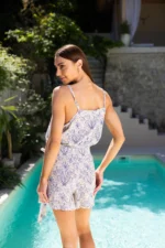 Pijama scurtă damă Leontina – maiou cu bretele și pantaloni scurți tip fustă