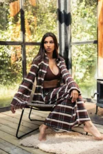 Pijama damă Paola – cămașă în carouri și pantaloni lungi